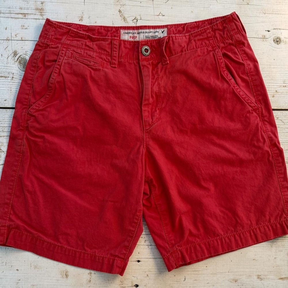 American Eagle Prep Shorts Flat Front Dark Coral Mens 32 Cotton Chino Casual